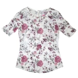 SOLD - 3/$15 🔴 No Boundaries White Floral Sheer Mesh Short Sleeve Top